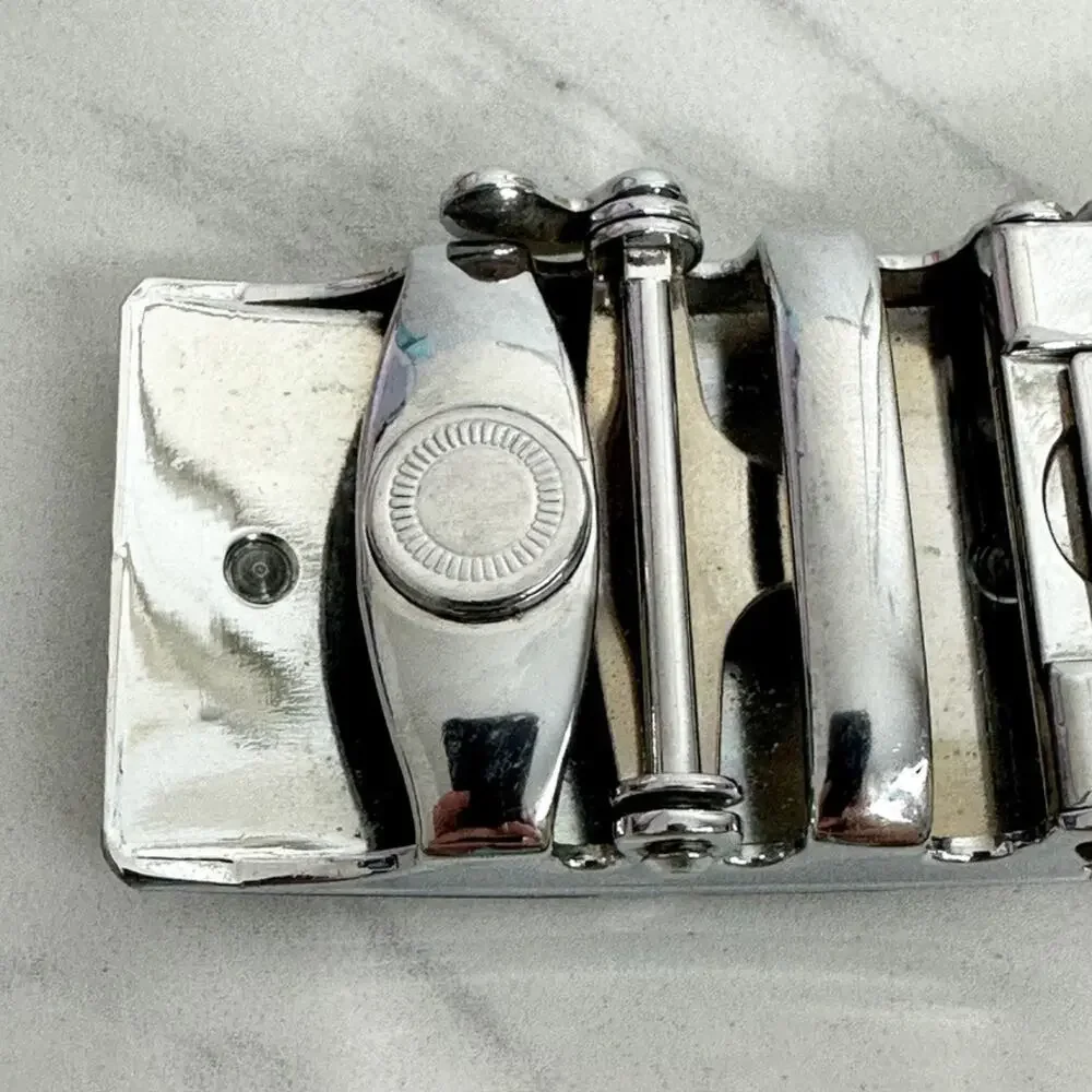 Unbranded scuffs 43 mechanism
